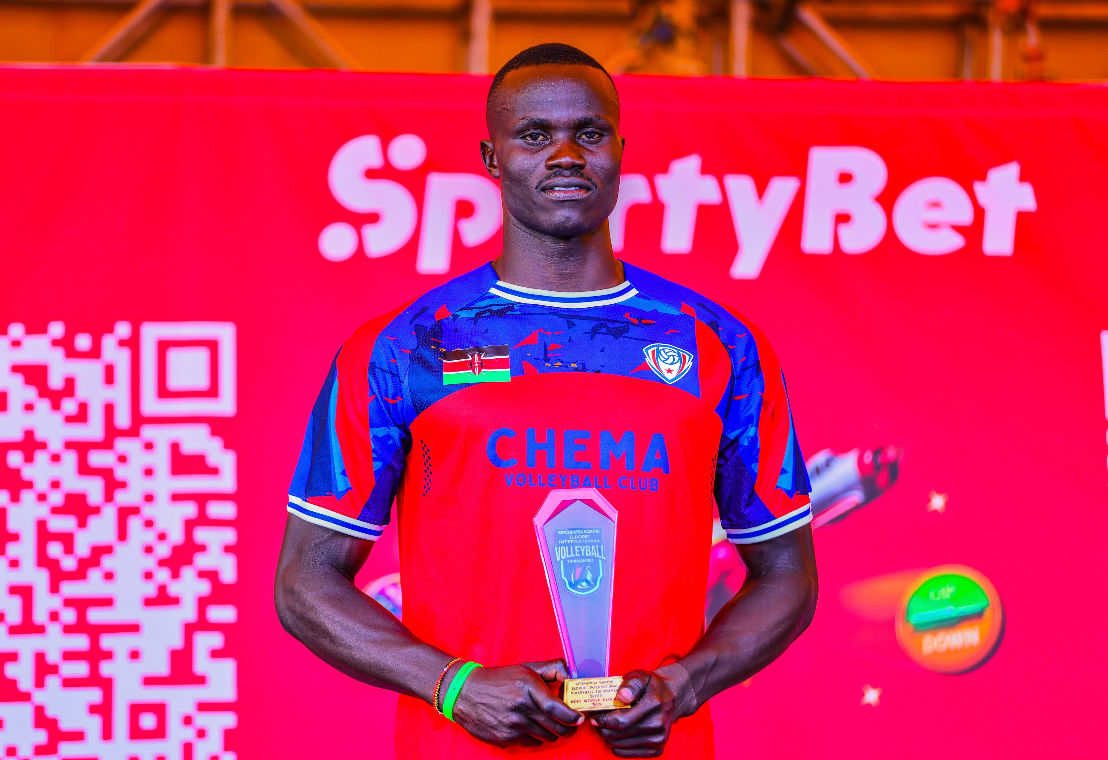 Chema VC players and staff in a formal team photo